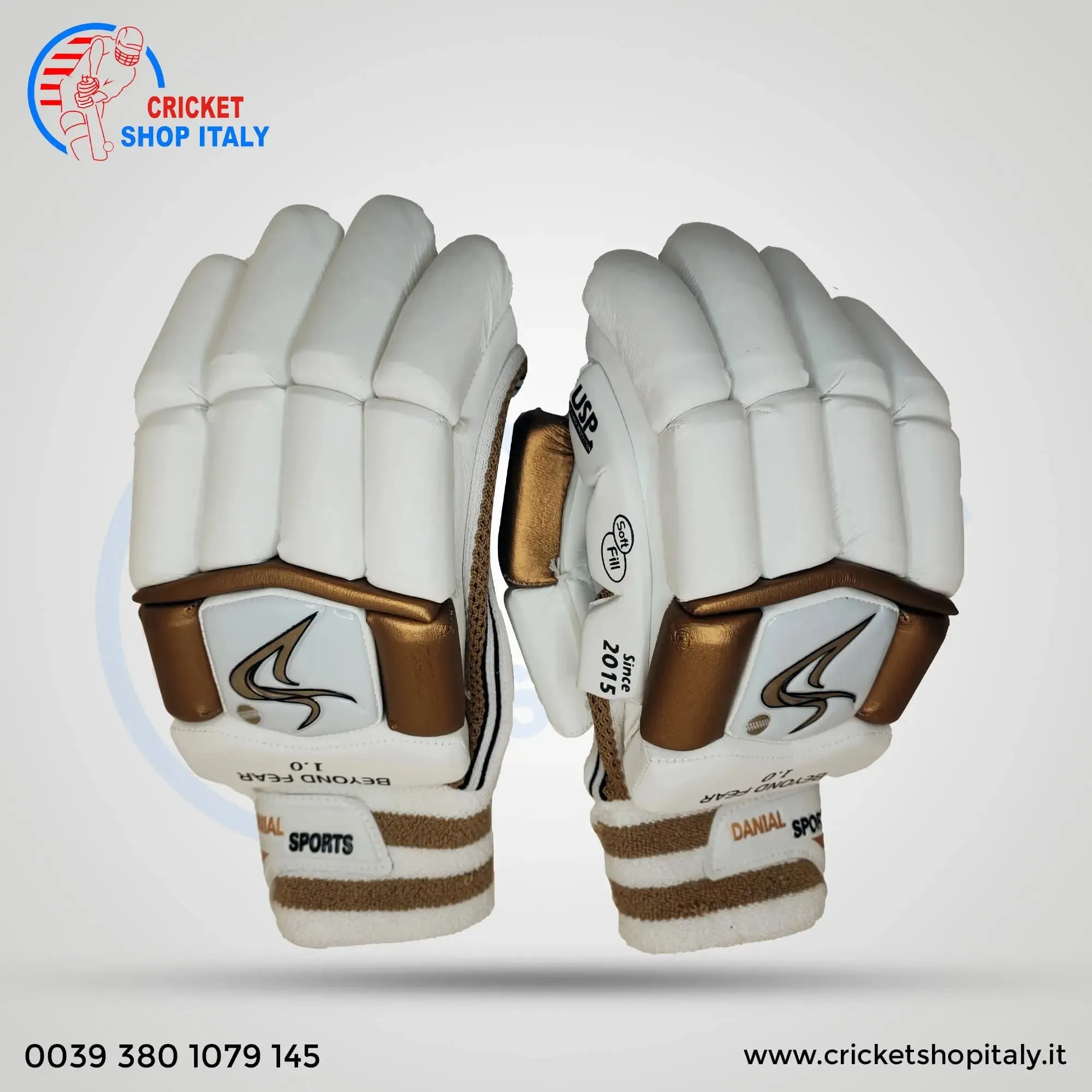 DS D 1.0 White/Gold Batting Gloves Youth